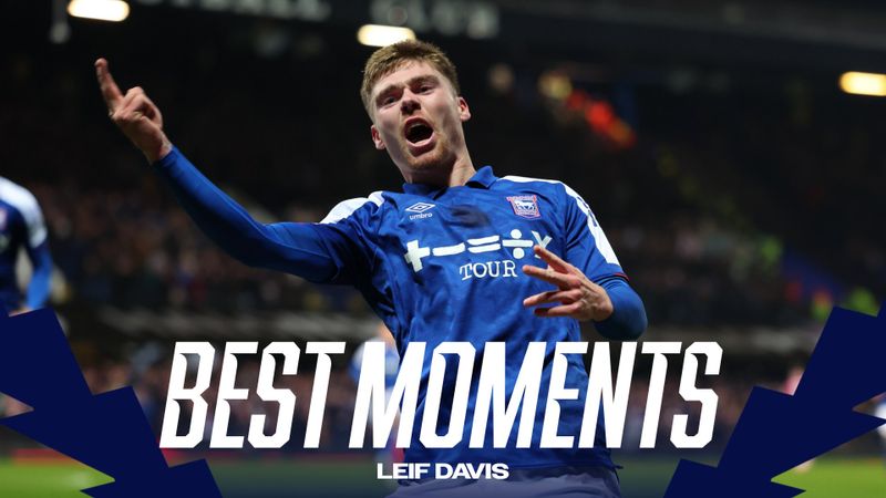 LEIF'S BEST MOMENTS IN A TOWN SHIRT