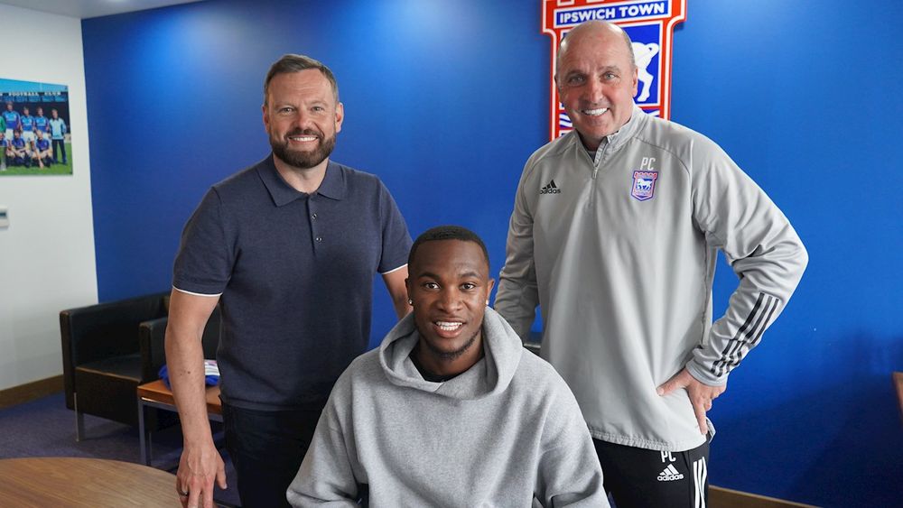 Ipswich Town TOWN SIGN REKEEM HARPER